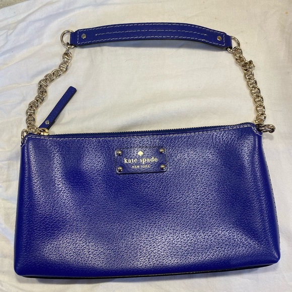 kate spade Handbags - Kate Spade small Shoulder purse